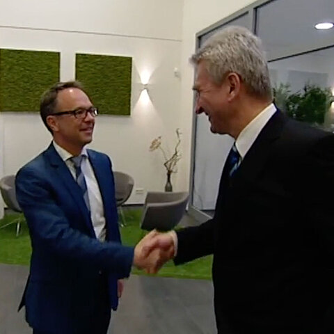 WDR Lokalzeit Ruhr besucht die VISUS mit Minister Pinkwart WDR Lokalzeit Ruhr besucht die VISUS mit Minister Pinkwart