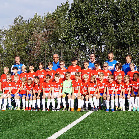 GesundheitsCampus-Fußballcamp mit dem VfL Bochum und den VISUS Kindern GesundheitsCampus-Fußballcamp mit dem VfL Bochum und den VISUS Kindern