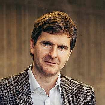 Dr. Alexander Geissler