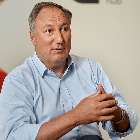 Prof. Dr. Jörg Debatin - Chairman des Health Innovation Hubs Prof. Dr. Jörg Debatin - Chairman des Health Innovation Hubs