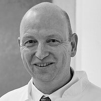 Dr. Stefan Könemann