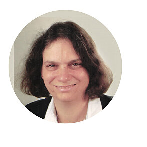 Dr. Angela Merzweiler