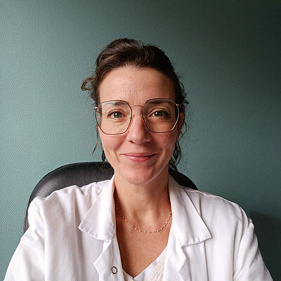 Dr. Claire Thuillier