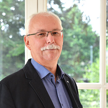 Dirk Hoffmann