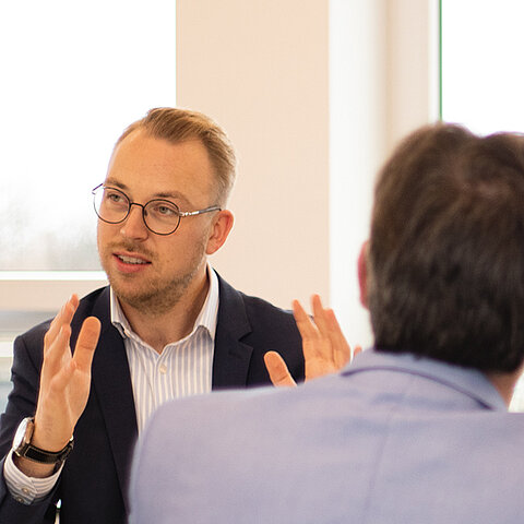 Sven Lüttmann, VISUS Experte für Interoperabilität und Standardisierung Sven Lüttmann, VISUS Experte für Interoperabilität und Standardisierung