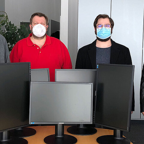 Bildschirmspende für das Lippe Berufskolleg Lünen Bildschirmspende für das Lippe Berufskolleg Lünen